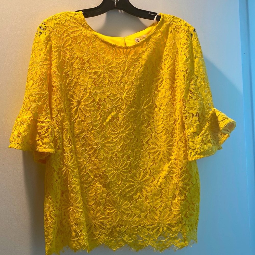 NWOT Nanette Lepore yellow lace top size Large